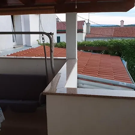 Apartment Dinka Punat